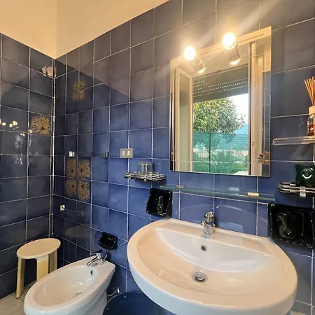 Casa Taveri, Daire Santa Margherita Ligure