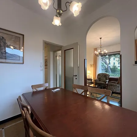 Casa Taveri, Daire Santa Margherita Ligure